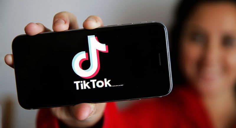 Xem video tiktok kiếm tiền